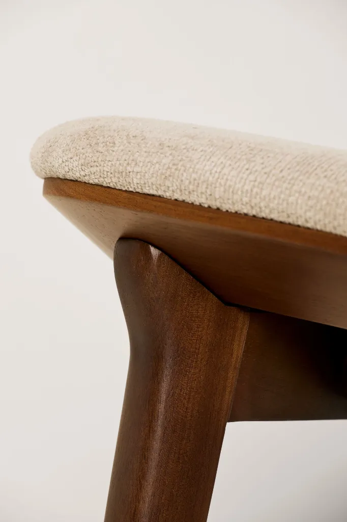 MITTI_IMBUIA_BEIGE 1.webp