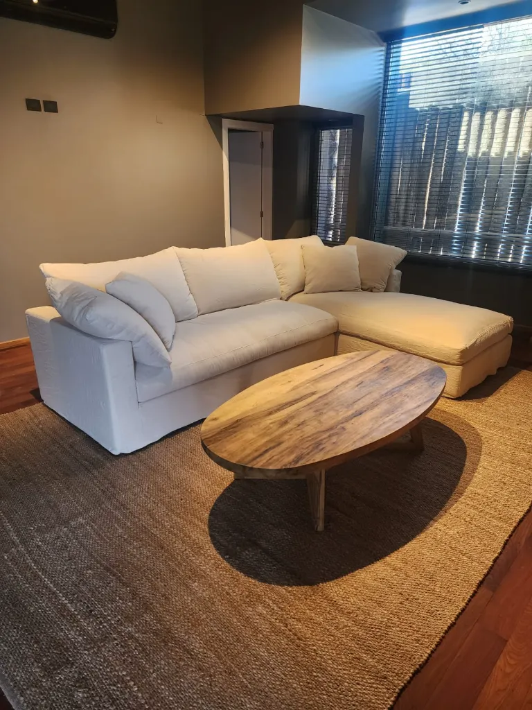 MESA RATONA OVAL 3.webp