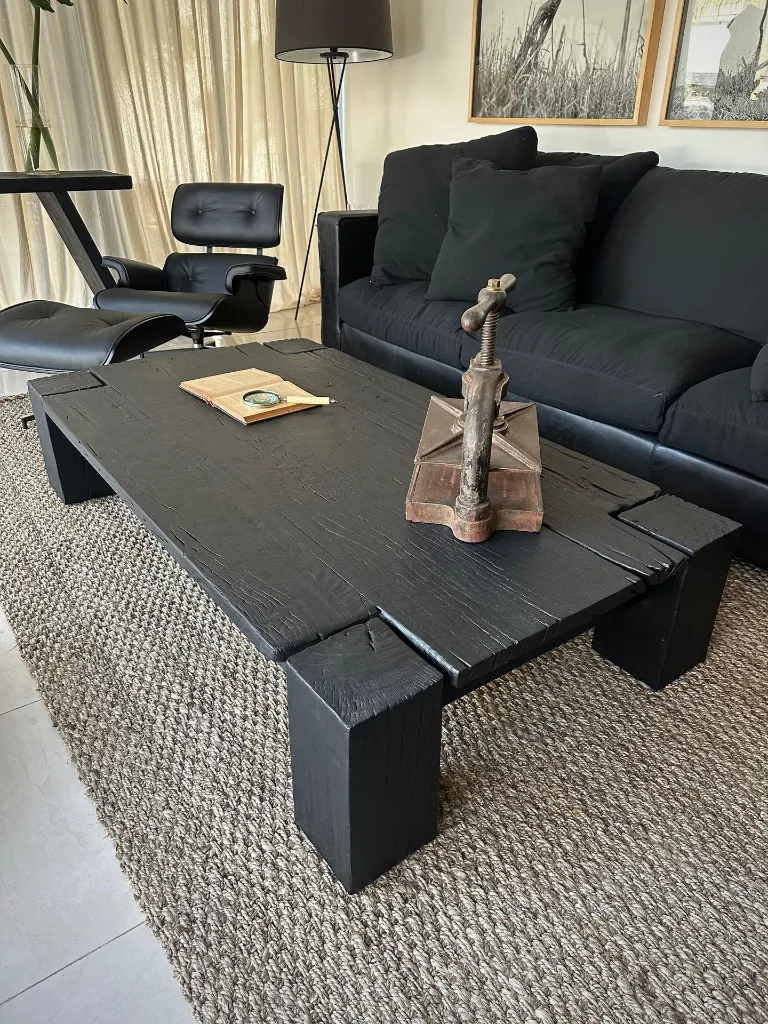 MESA RATONA BRUTA 180X100XH40 - MADERA NEGRA TEXTURADA 1.webp