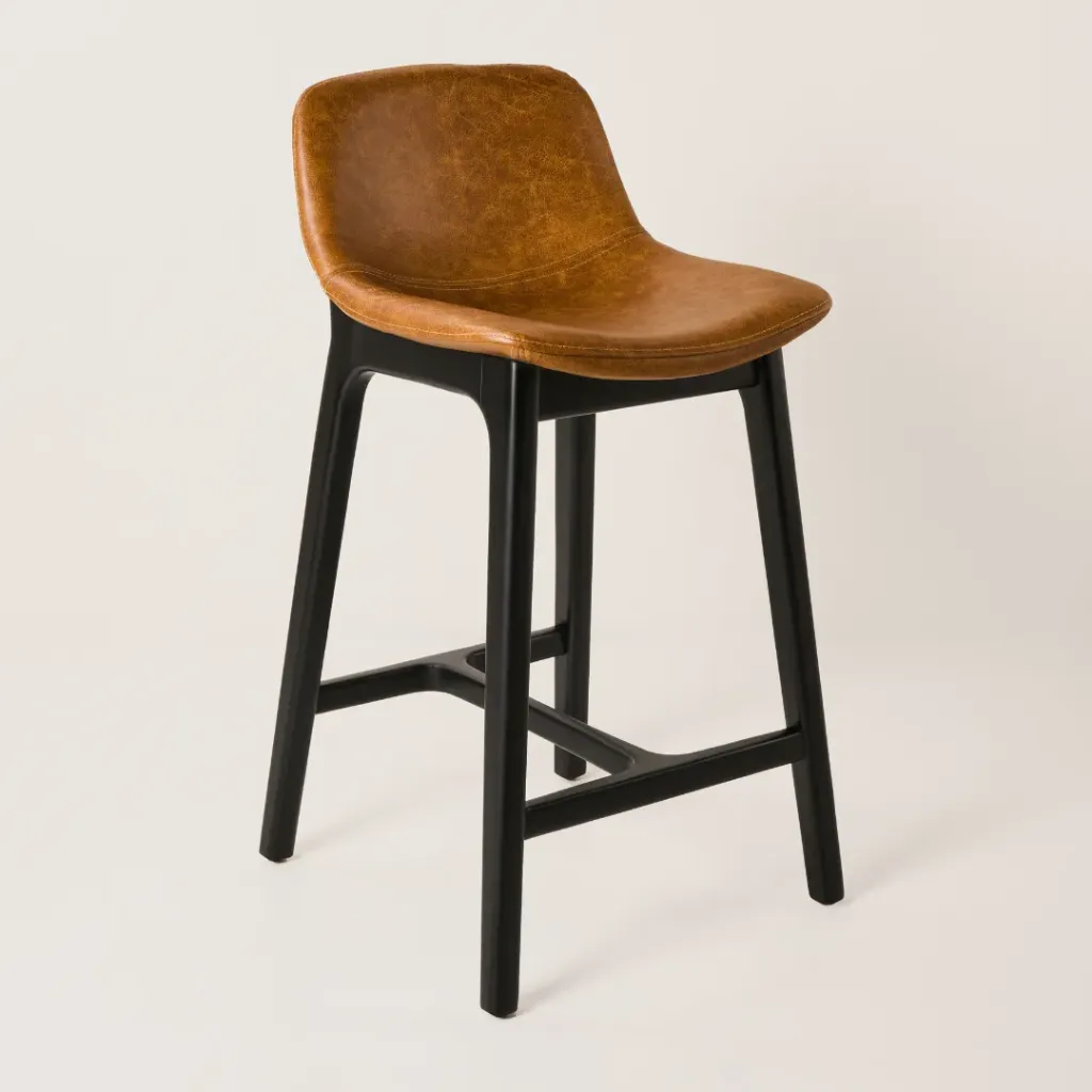 Banqueta Lynae Baja (a) Negra Cuero Suela Respaldo Negro